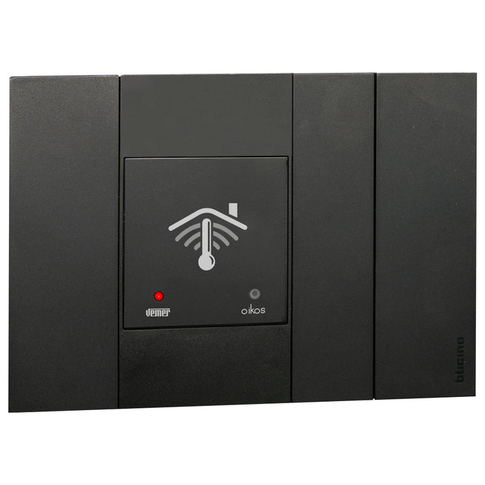 Cronotermostato OIKOS Wi-Fi NOW da incasso  e alimentazione 230V, Istallabile esclusivamente con placche Living Now di BTicino, Gestione esclusiva del dispositivo con App - VEMER